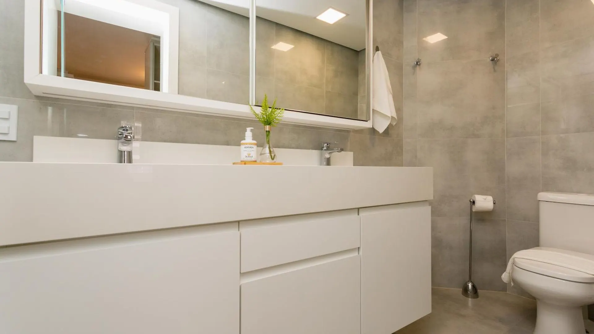 Conforto A Poucos Passos Da Beiramar Norte P1925 Florianopolis Apartment